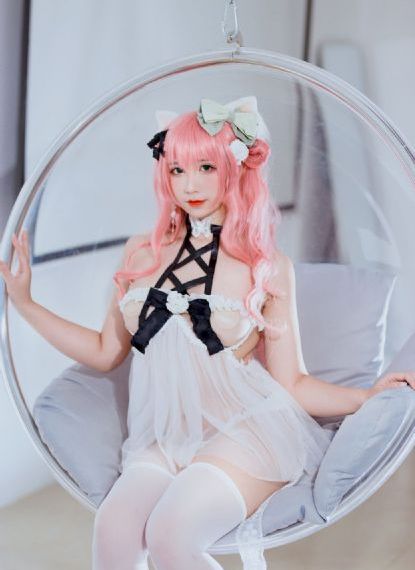 年轻的小姨子电影