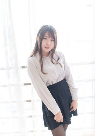 年轻的母亲免费